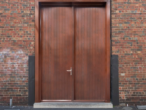 ETW_2.HugeFrenchDoors_Installed_Stained_Outside,hpg copy