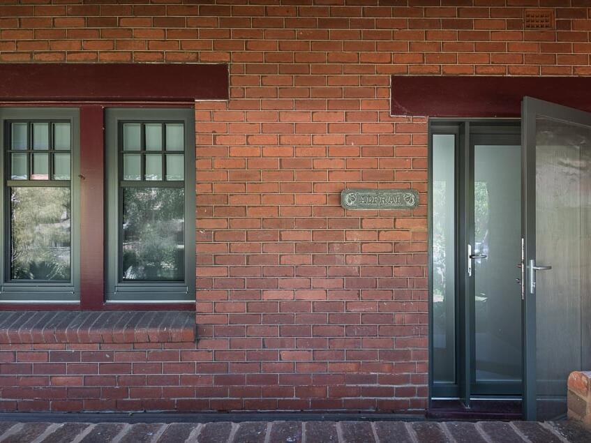 ETW+D_Triple_Glazed_Accoya_Timber_Tilt_Turn_Double_Hung_Window_Door_Flyscreendoor_Travancore